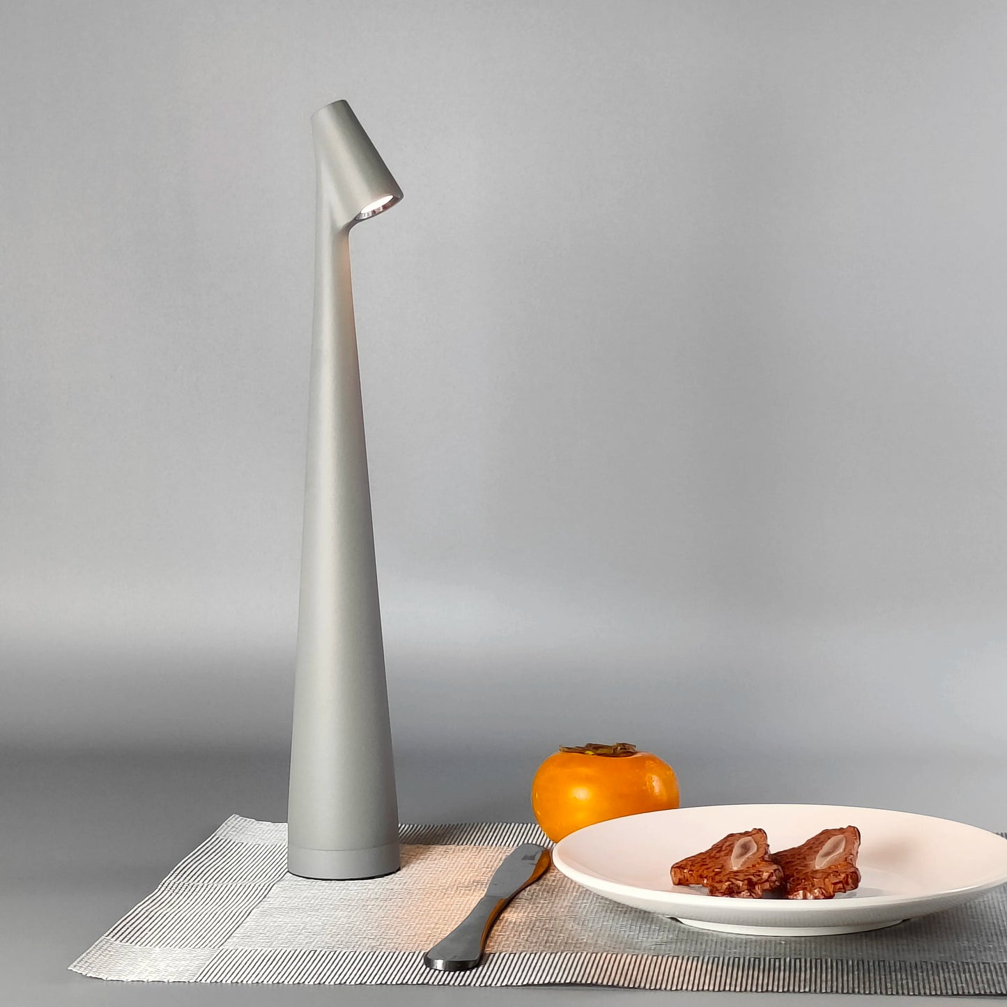 Stem Illuminator LED Touch Lamp